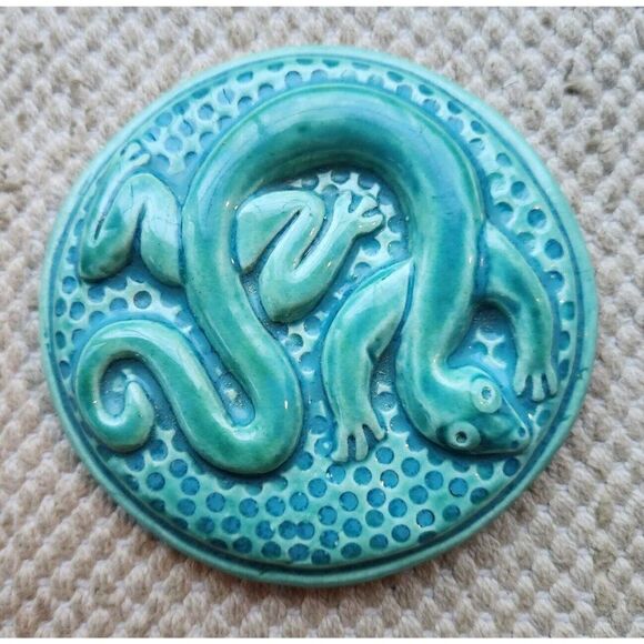 Turner Art Tile TAT Green Lizard Gecko Salamander Three Dimensional Round 3.25" - Picture 1 of 5